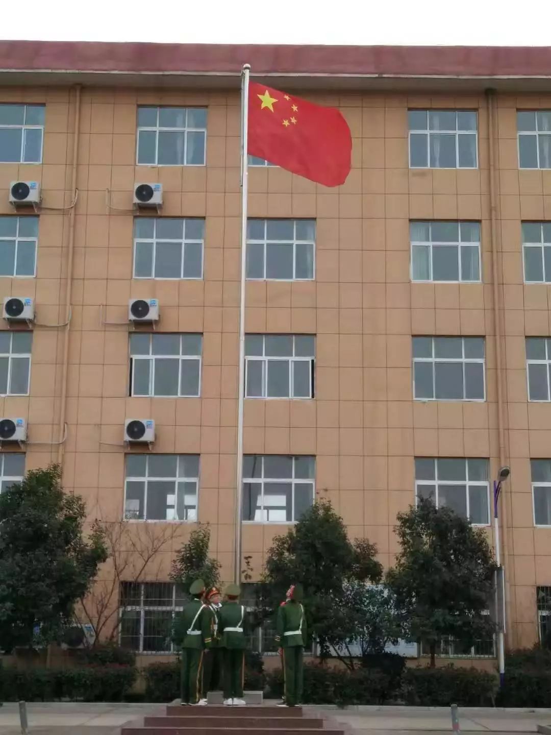 立志成才 路在脚下(图11)