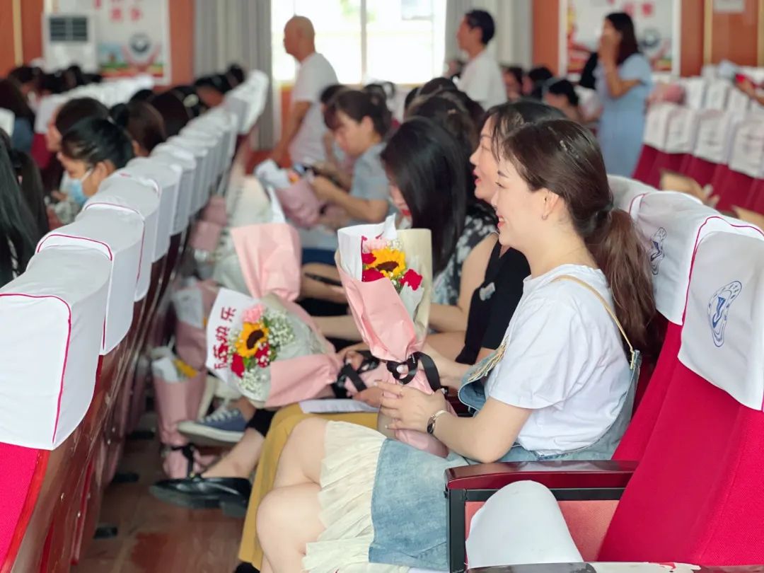 舞阳县育才实验学校庆祝第38个教师节暨表彰大会(图38) 图片